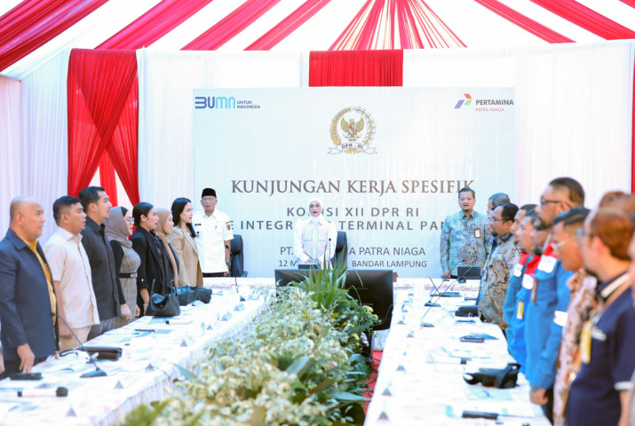 Gubernur Mirza Terima Kunker Komisi XII DPR RIdalam rangka memantau kesiapan PT. Pertamina Patra Niaga dalam menghadapi Hari Raya Idul Fitri tahun 2025 - 1