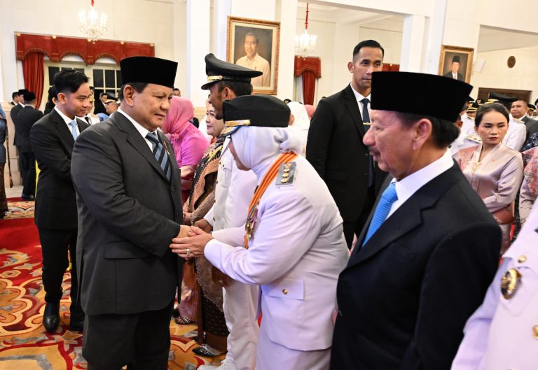 WALIKOTA DAN WAKIL WALIKOTA BANDARLAMPUNG DILANTIK LANGSUNG OLEH PRESIDEN