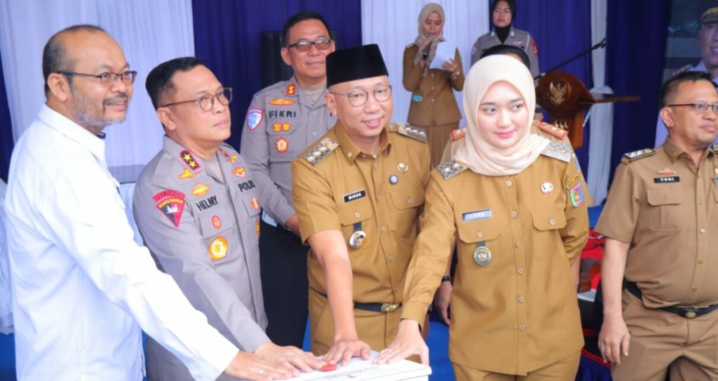 Gubernur Mirza dan Kapolda Lampung Luncurkan Samsat Digital Drive Thru untuk Perpanjangan STNK - 1