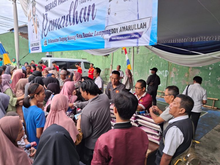 pasar antusias